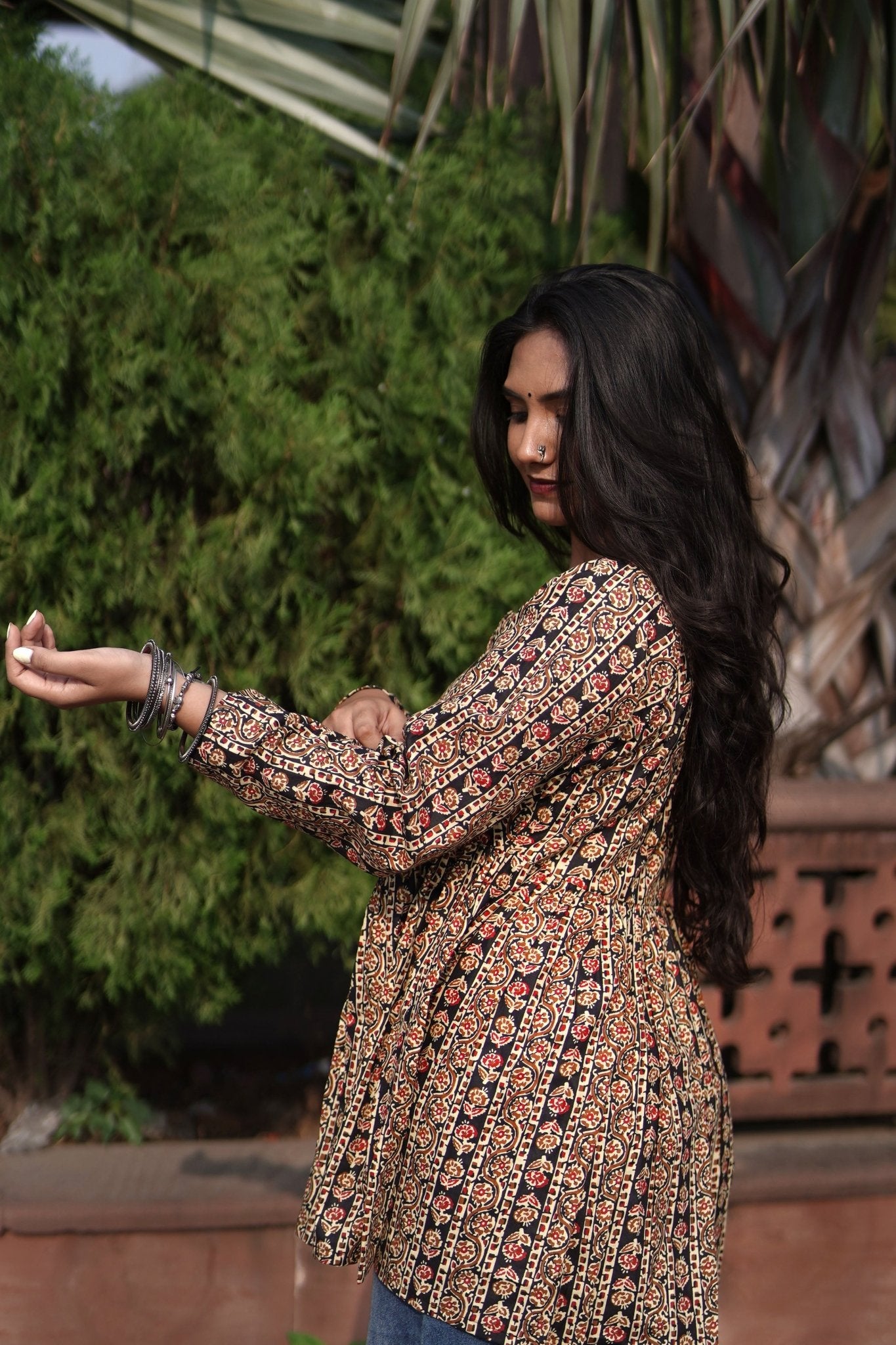 Rajni - Full Sleeves Floral Line Short Kurti - Vastronomy - Short Kurti