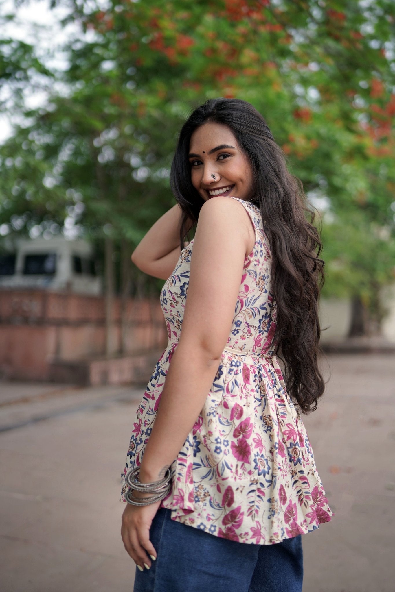 Taru - Sleeveless Short Kurti - Vastronomy - Short Kurti