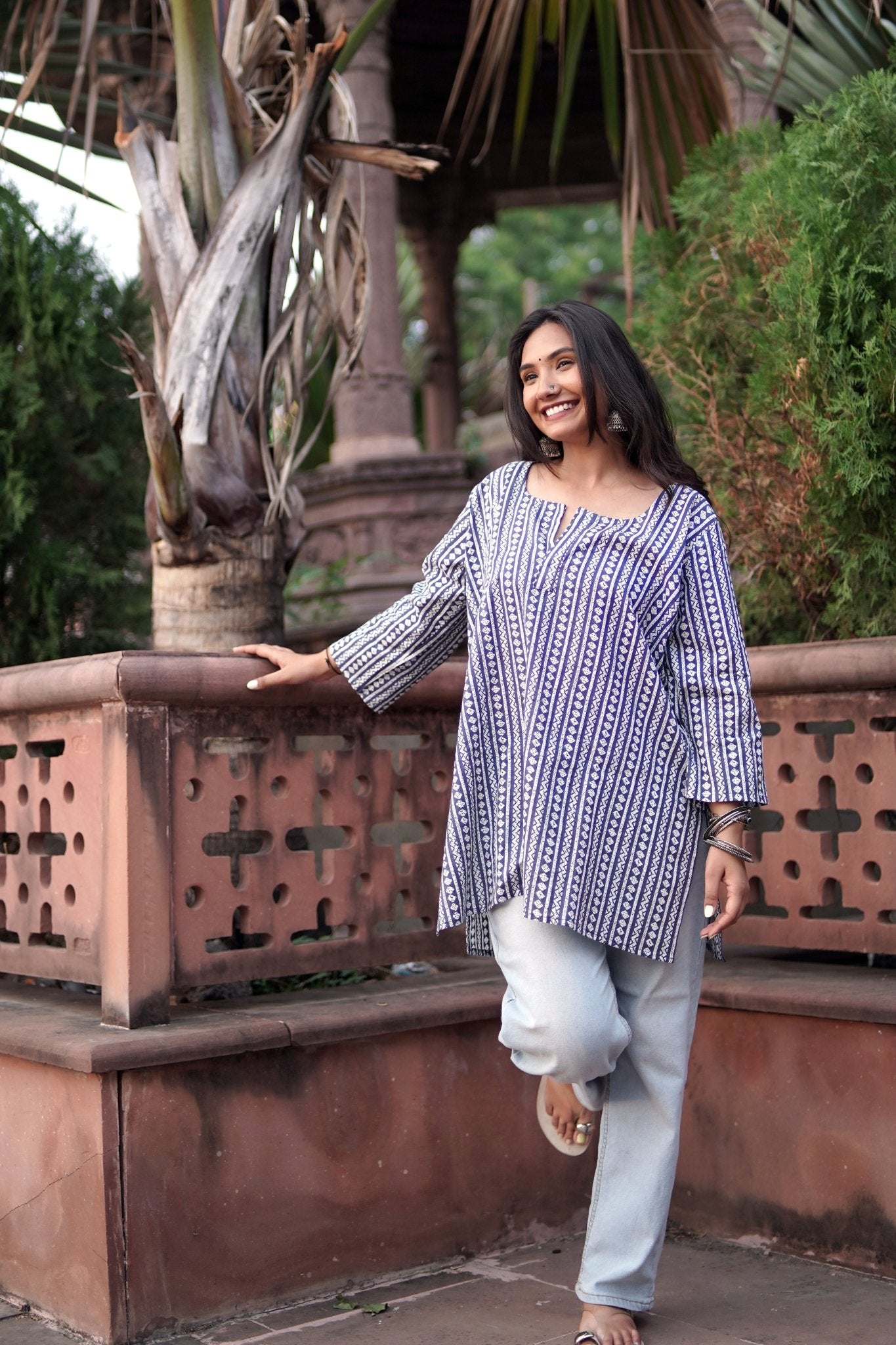 Neel - Oversize Short Kurti - Vastronomy - Short Kurti