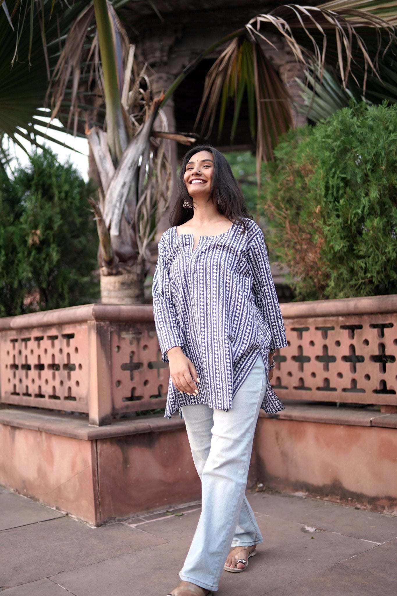 Neel - Oversize Short Kurti - Vastronomy - Short Kurti